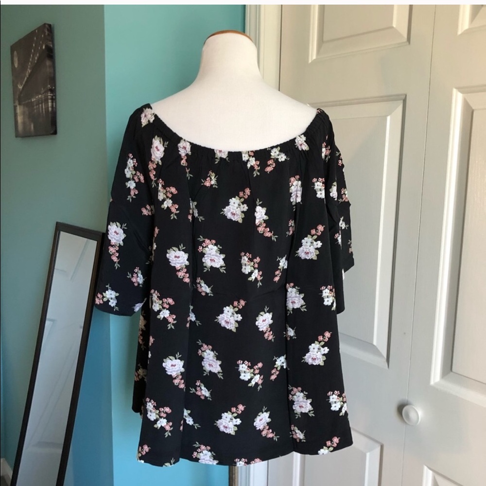 LOFT Plus Floral Off The Shoulder Top - Picture 6 of 6